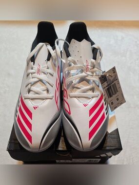 adidas f50 Messi White Soccer Cleats with Pink & Black Men’s 8 or W 9 NIB